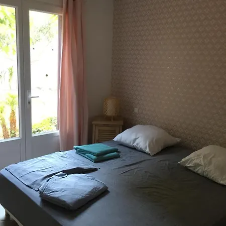 Vacances Ideales Limite Sanary Sur Mer !! Logement Partage Shared *